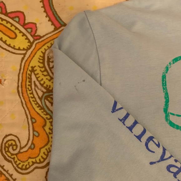 Vineyard Vines - Picture 2 of 3